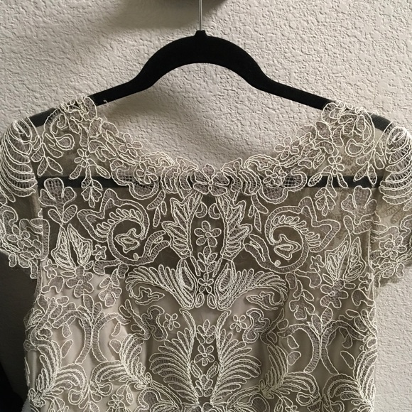 Tadashi Shoji Corded Embroidery on Tulle Cap Sleeve Dress - Size 14 EUC - Picture 3 of 7